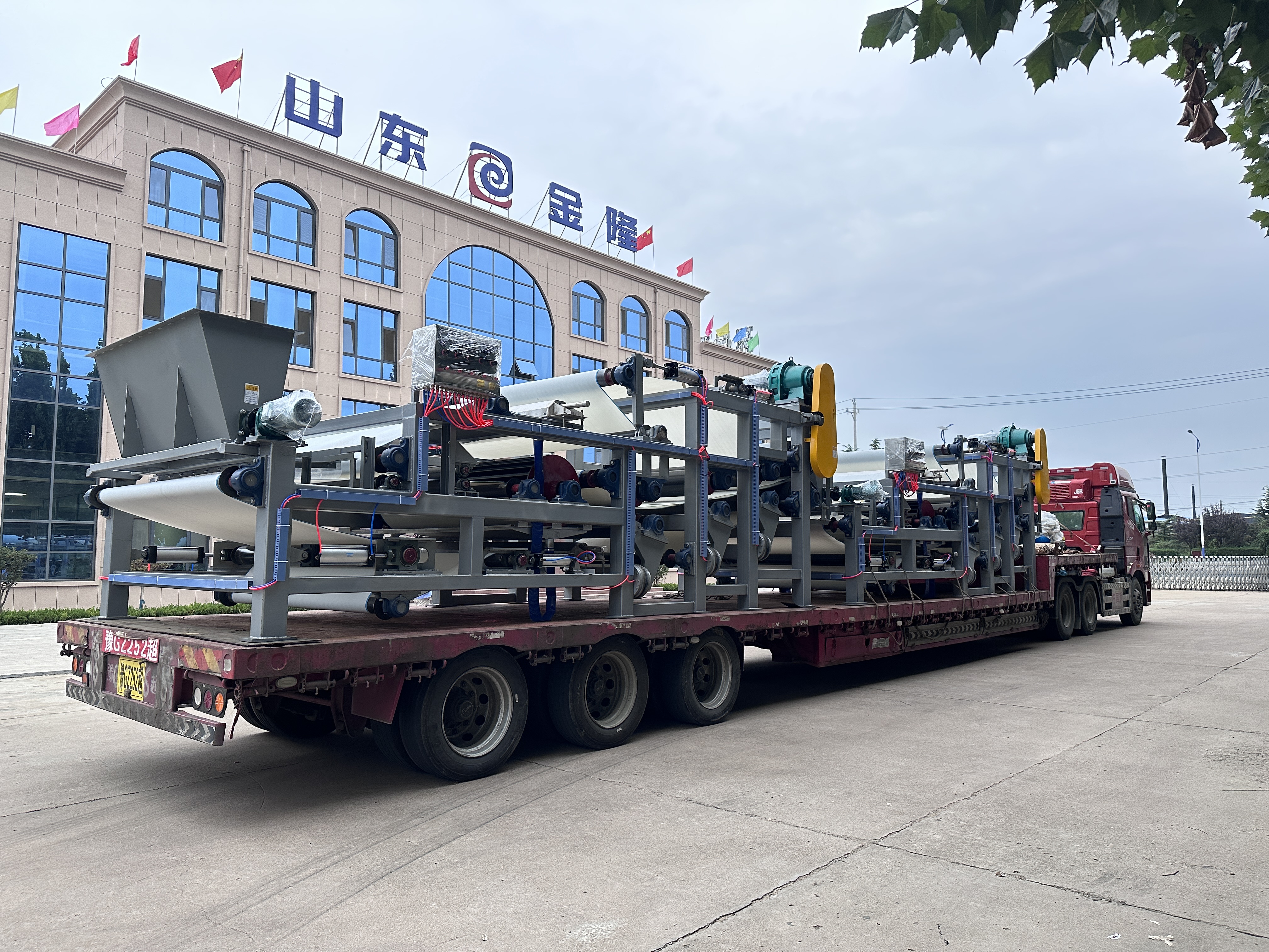ZYL Series Belt Type Press Filter Machine，Sludge dewatering machine